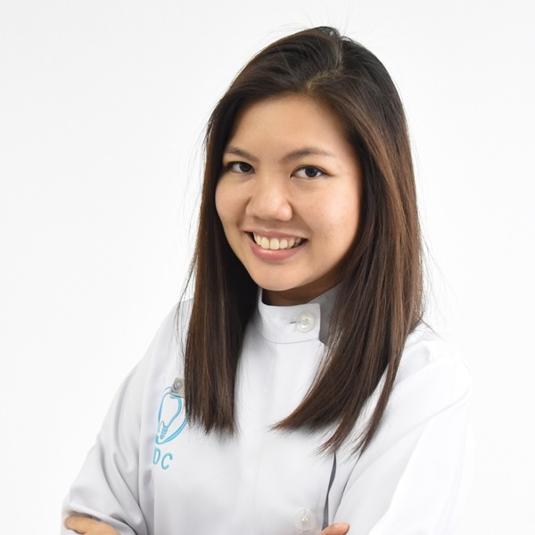 ทันตแพทย์หญิง นิษณา เข็มทอง DDS., dentist