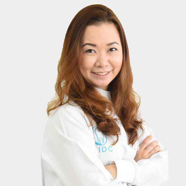 ทันตแพทย์ ยิ่งมณี เจิมธเนต Ortho Dentist