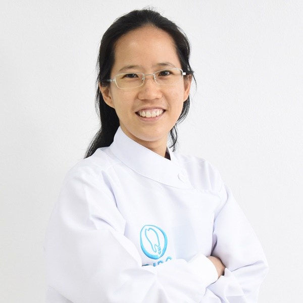 ทันตแพทย์หญิง กฤษณา ไตรยปัญจวิทย์ DDS., MSc.,