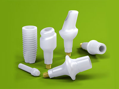 Ceramic Implants Straumann