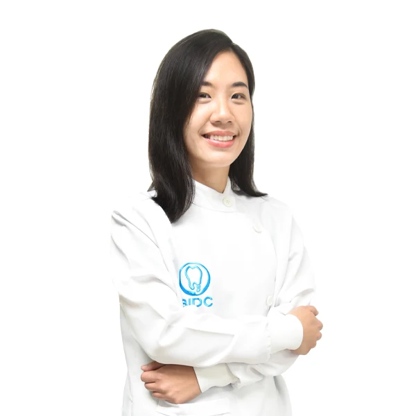 Dr. Jutasinee Pornpolsarun DDS., MSC.,