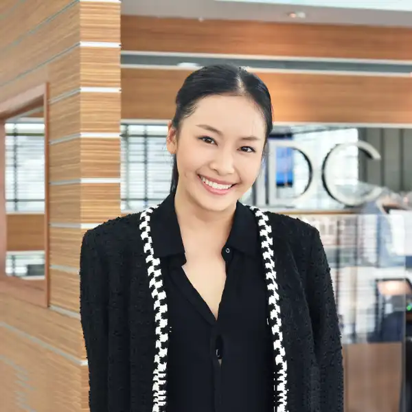 คุณแพต ชญานิษฐ์